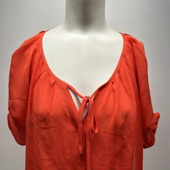 Joie Blouse Top Shirt Short Sleeve V-Neck Tie Bow Pure Silk Chiffon Size Medium - Picture 2 of 12